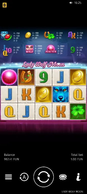 Lady Wolf Moon Basisspiel – vollständiges 5x3 Spielraster vor Nachtwaldkulisse mit Mond